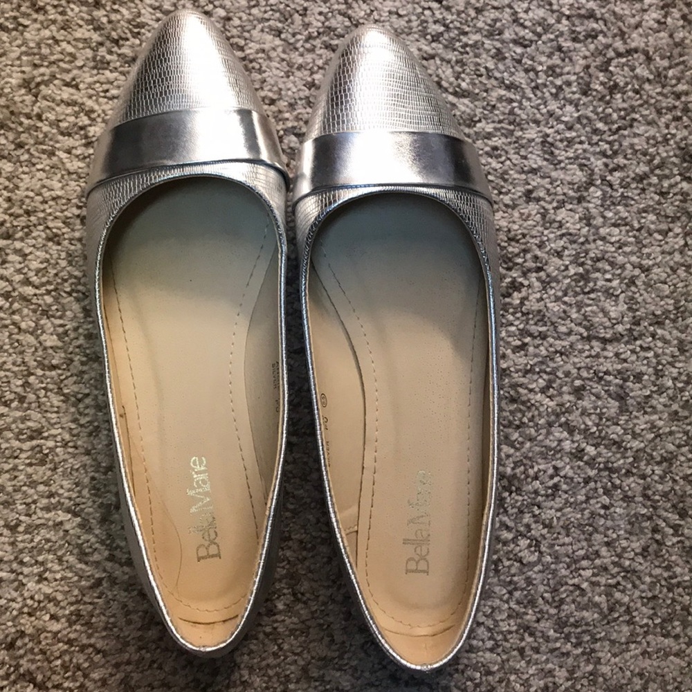 Flat silver shoe